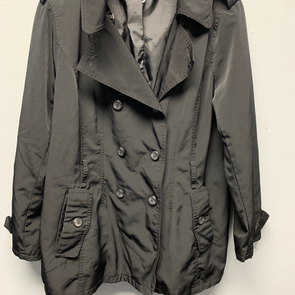 👚 UWOT - East 5th